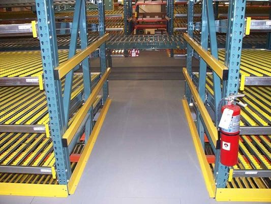 Sistema de flujo de cartón por gravedad Estantes de flujo de paletas con rodillos